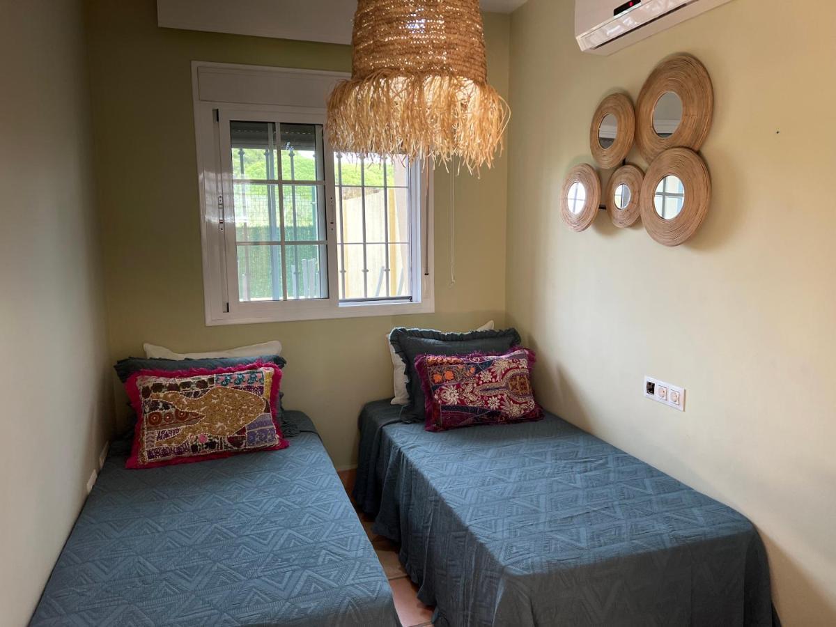 Вилла Casa Piscina Playa Barrosa Delfin 6 Чиклана-де-ла-Фронтера Экстерьер фото