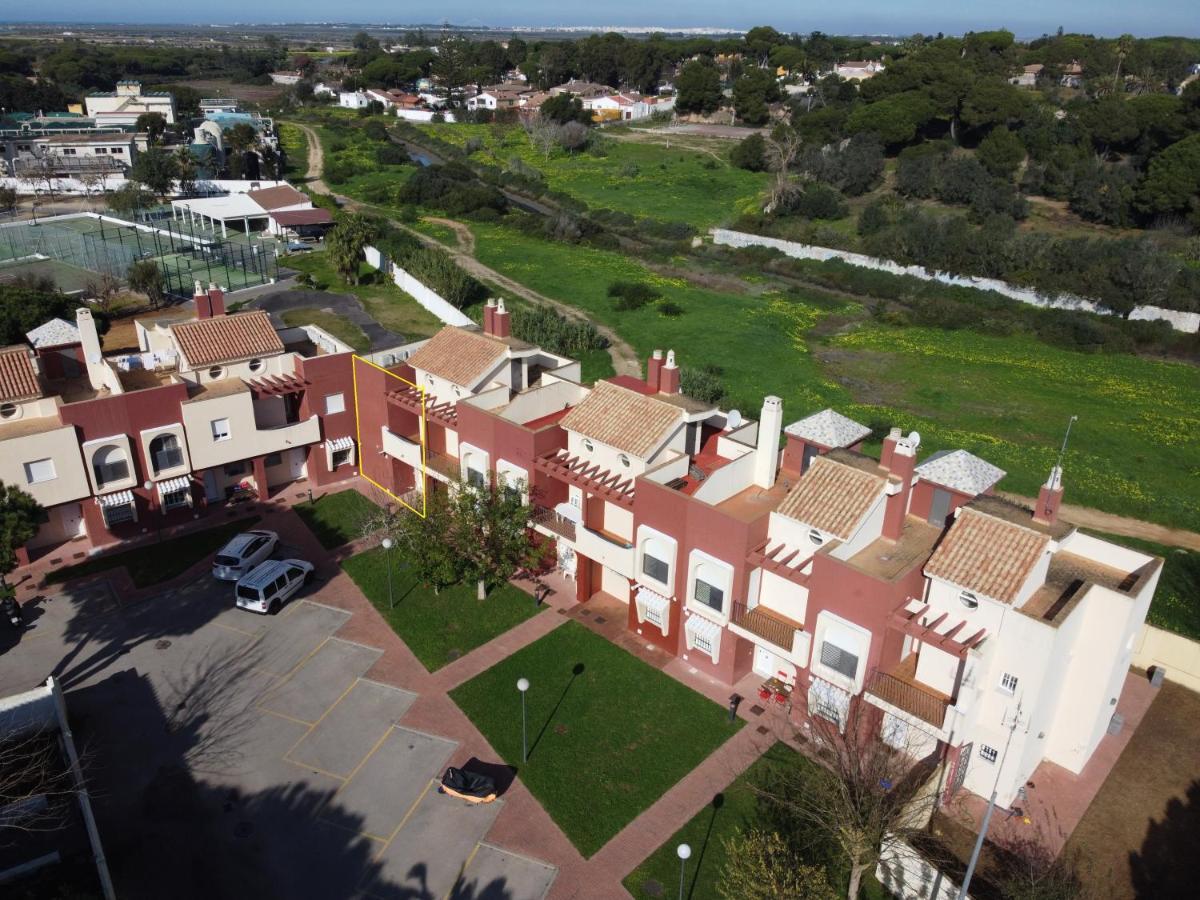 Вилла Casa Piscina Playa Barrosa Delfin 6 Чиклана-де-ла-Фронтера Экстерьер фото