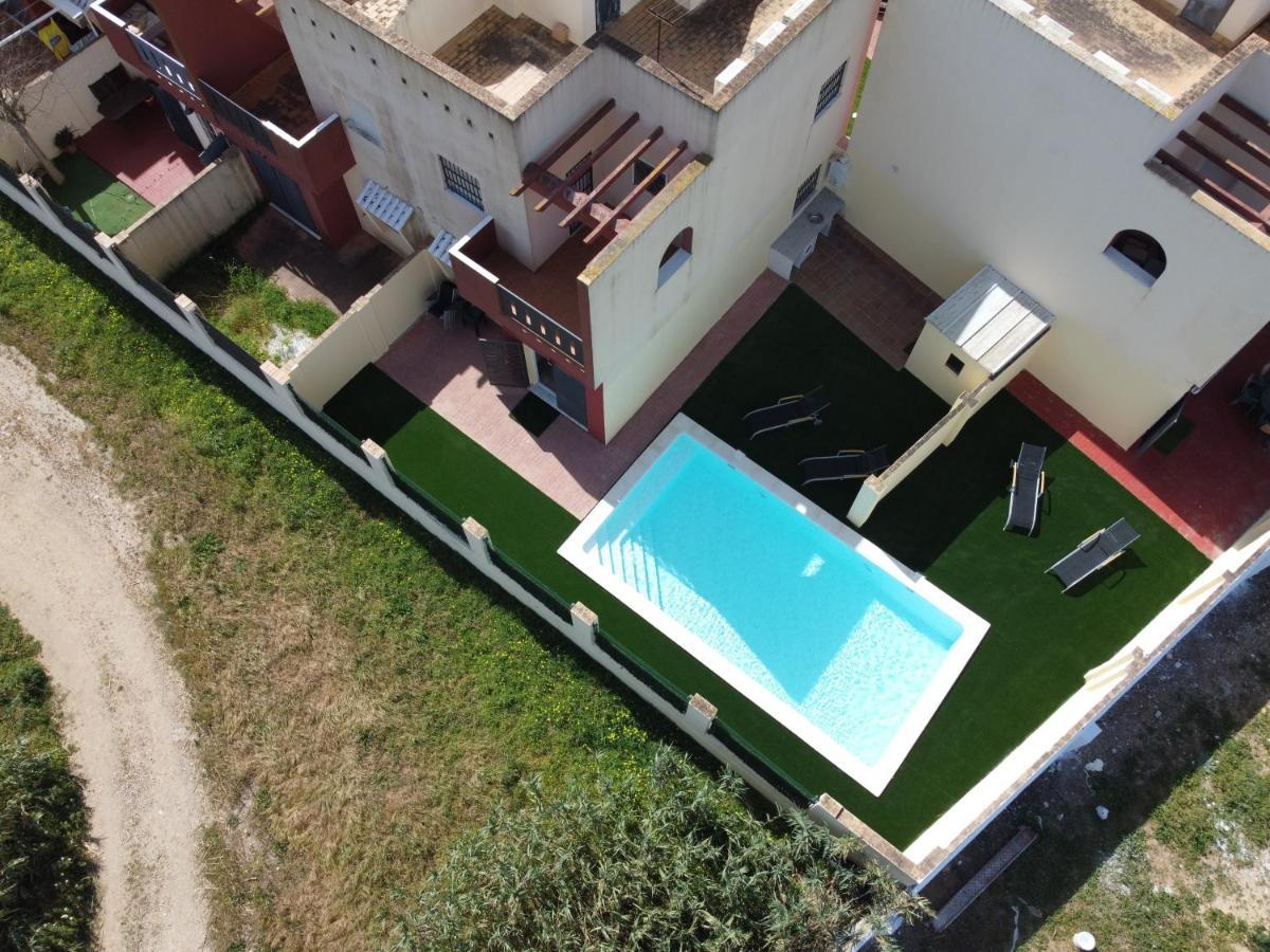 Вилла Casa Piscina Playa Barrosa Delfin 6 Чиклана-де-ла-Фронтера Экстерьер фото